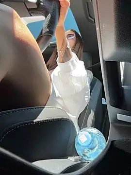 Czat XXX na żywo – Charming_Ritta