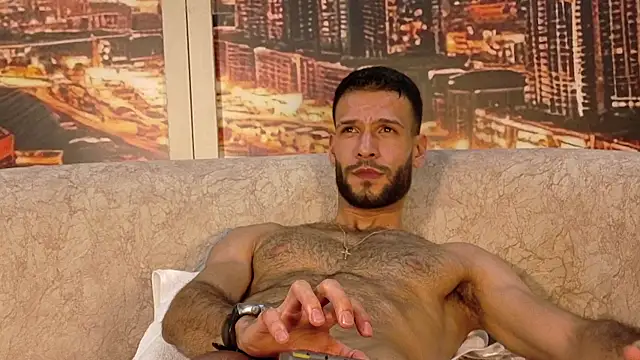 XXX chat uživo modela Jacob_Benelli