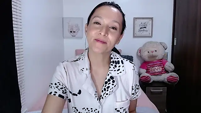 Minndy_'s Live XXX Chat