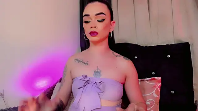 lesly_xx élő XXX-chatje