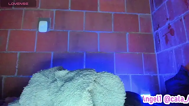 Živý XXX chat Cata-angel