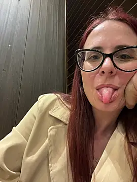 XXX chat uživo modela NataKitten