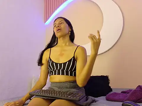 SamanthaLaurent 웹캠 쇼