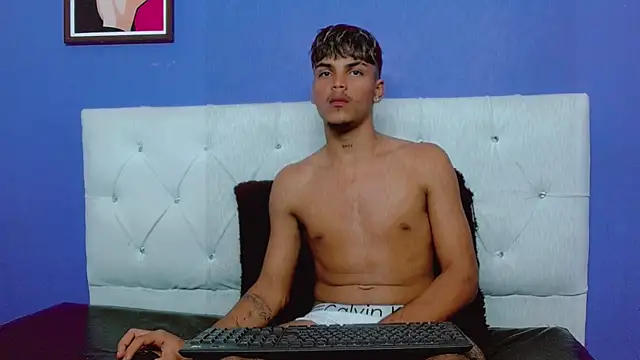 Angel_foxc13 Live XXX-chat