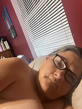 Roxie6989's Live XXX Chat