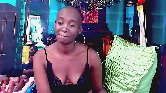 EbonyOlive69's Live XXX Chat