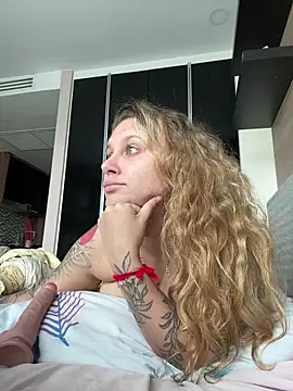 Вебкам-шоу ellielawsons