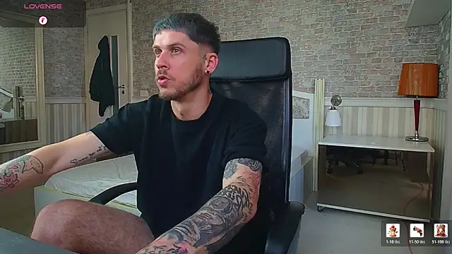 Chat XXX en directo de JonahShaw