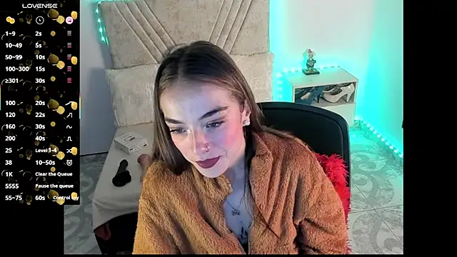 Mia_Victoria22: онлайн-секс-чат
