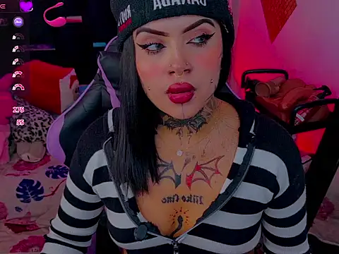 Czat XXX na żywo – LauriInk1
