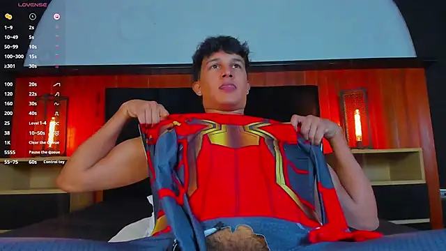 Leo_Savage_ 网络视讯表演