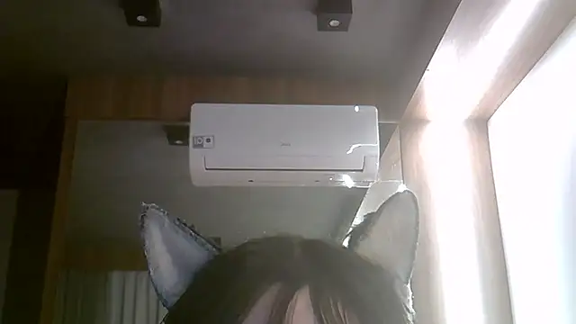 צ'אט XXX בשידור חי של SkinnyKitten