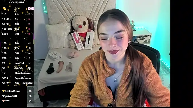 Mia_Victoria22: онлайн-секс-чат