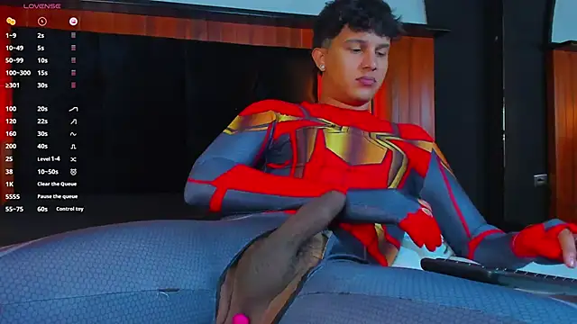 Leo_Savage_ Show Webcam