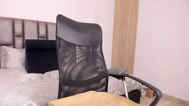 michacosio Pertunjukan Webcam
