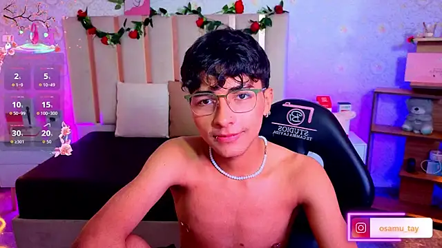 XXX chat uživo modela osamu_tay