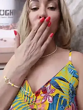 عرض كام _AliceWine_