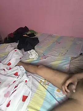 Show modela Secret_Couple_X na web-kameri