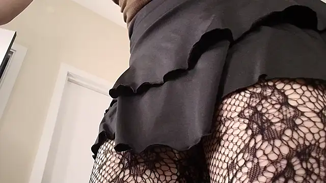 Show modela simonaaim na web-kameri