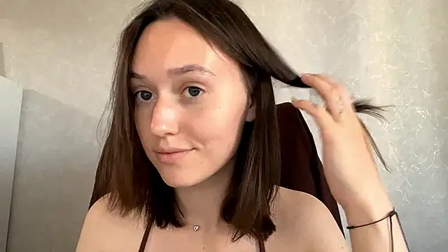 XXX chat uživo modela LisaSunrise