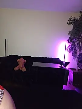 Онлайн чат XXX ellieconradxo