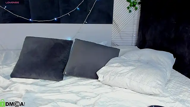 Edna_Martin Adlı Modelin Canlı XXX Sohbeti