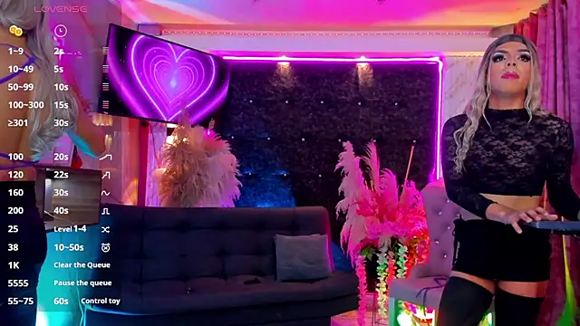 دردشة Queens_Wonders_Blonders الجنسية المباشرة