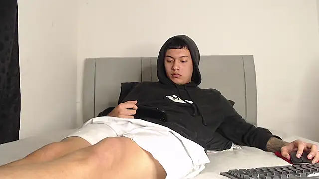 Owenn__blueee Webcam-Show