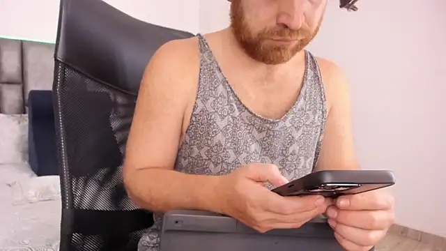 michacosio's Live XXX Chat