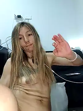Онлайн чат XXX estrella_tasty