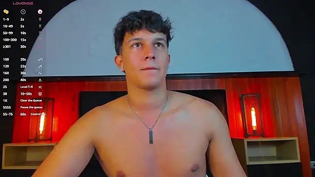 Leo_Savage_のウェブカメラショー