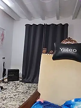 Chat +18 de kylie_blck ao vivo