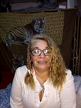 momismilf544 Chat XXX live