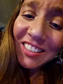 Chatroom XXX en direct de SkyelarsWorld