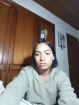Leilaplus0s Chat XXX in diretta