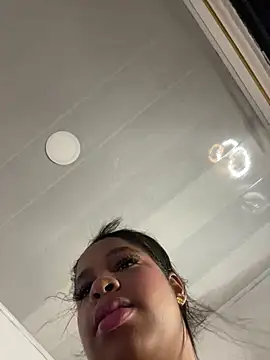 NV-Nikoll's Live XXX Chat