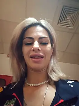 TiffanyMaze 现场XXX聊天