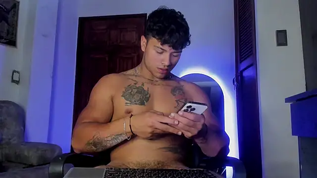 Dominic_Biker__ 라이브 XXX 채팅