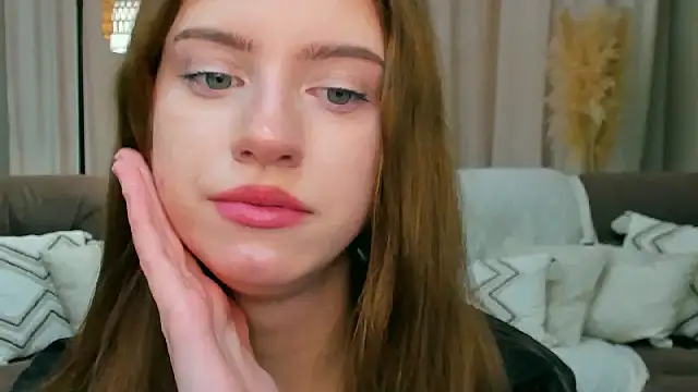 Erica_Kiss 现场XXX聊天