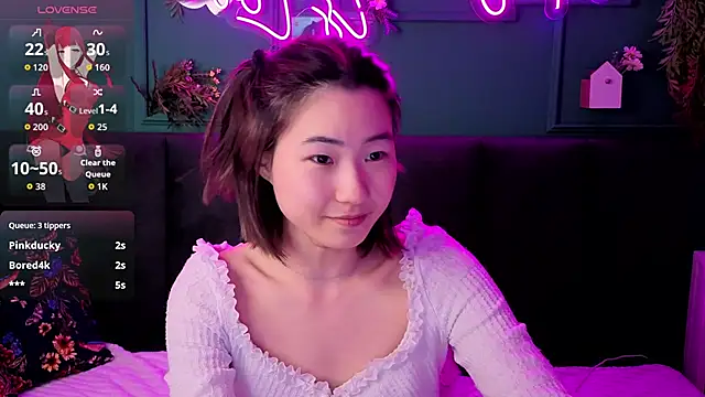 Runi_Asian Chat XXX live