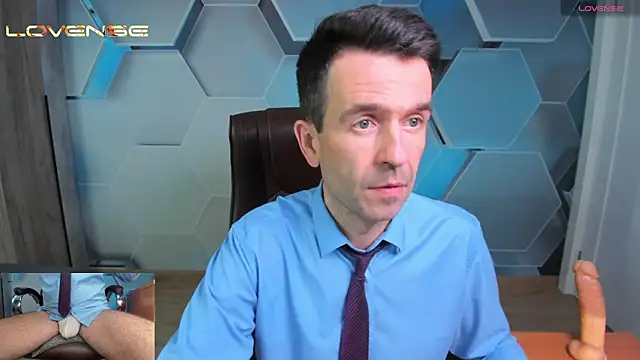 Онлайн чат XXX SteveTiger