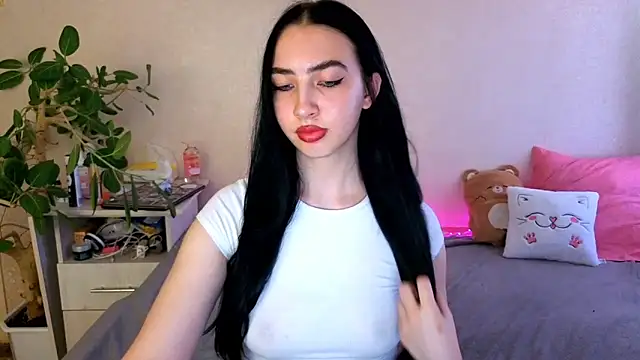 Chat +18 de WildKittenX_ ao vivo