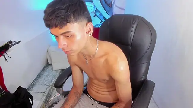 Онлайн чат XXX Tyger_Boyy