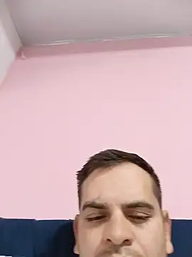 Edwin_Q Live XXX Chat