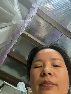 Ivy_Trix2 在線直播表演