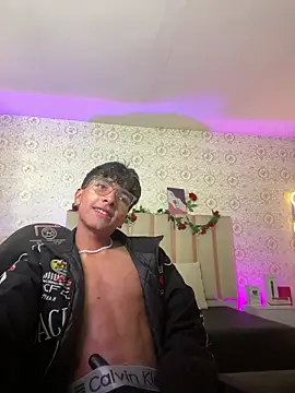 osamu_tay's Webcam Show