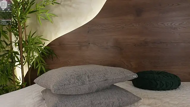 Онлайн чат XXX mia_lacy_