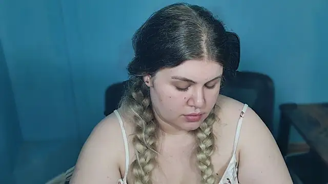 Chat XXX en directo de Allyy_baby