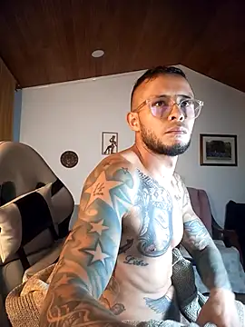 sebastian_horny: онлайн-секс-чат