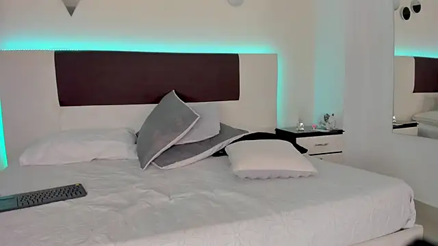 Sky_Loren 라이브 XXX 채팅